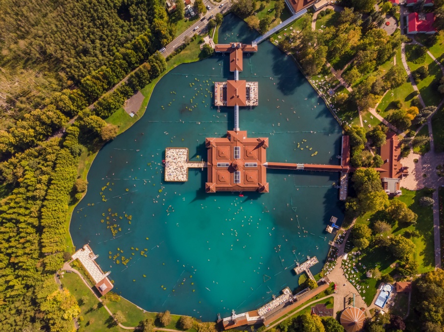 Венгерское чудо – озеро Хевиз